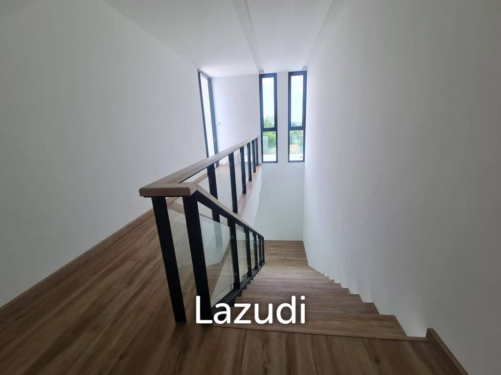 3 Bed 347 SQ.M Pool Villa at Pattaya