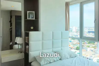 2 Bed 2 Bath 52 SQ.M Chewathai Interchange