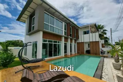 3 Bed 3 Bath 250 SQ.M House at Pattaya Nakluea