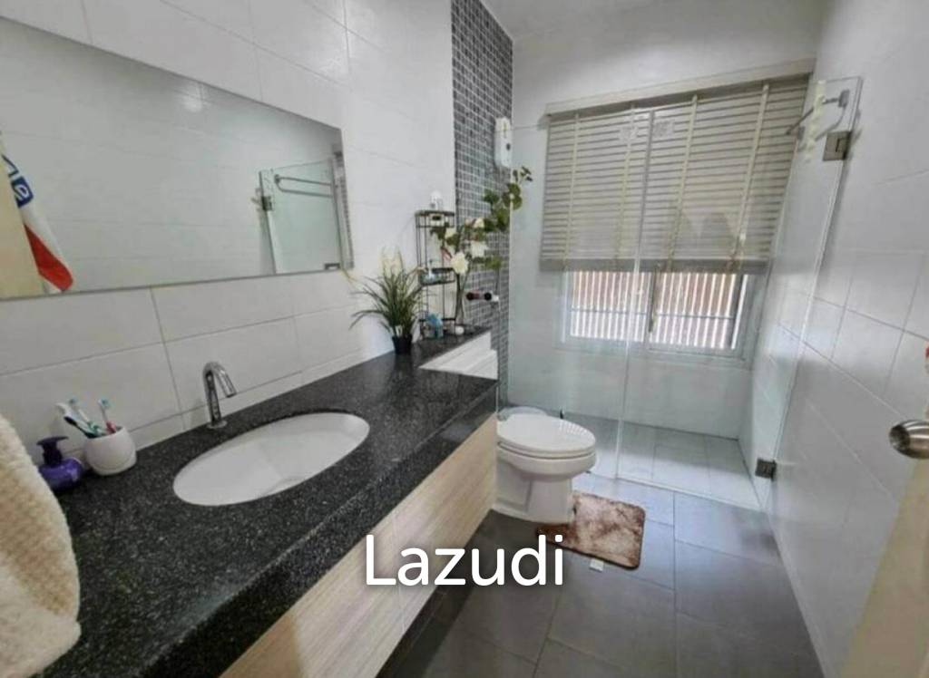 3 Bed 3 Bath 250 SQ.M House at Pattaya Nakluea