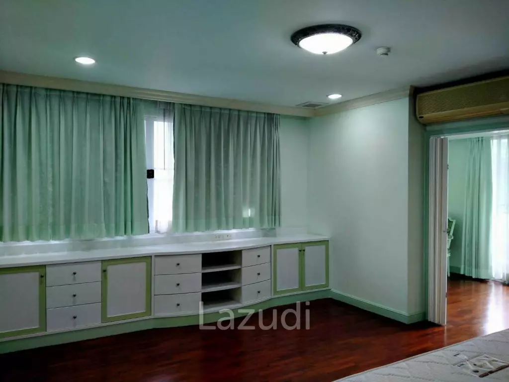 2 Bed 3 Bath 240 Sqm Condo For Rent