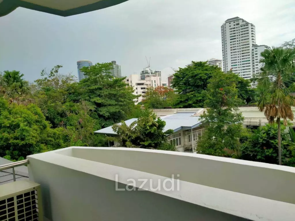 2 Bed 3 Bath 240 Sqm Condo For Rent