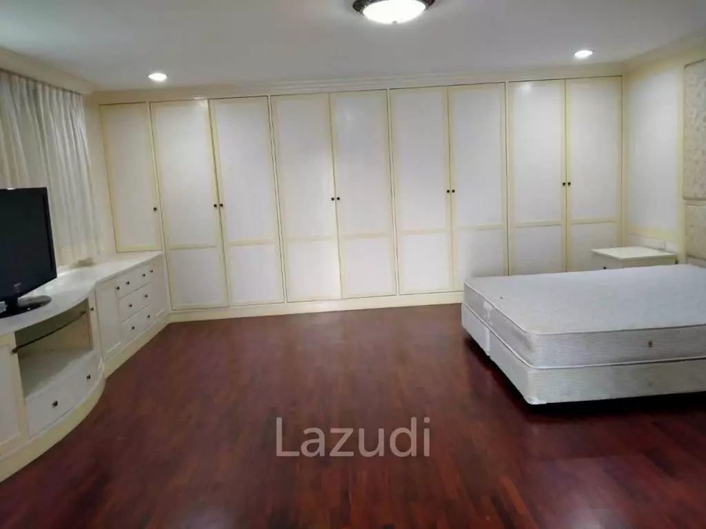 2 Bed 3 Bath 240 Sqm Condo For Rent