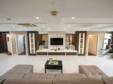 3 Bed 3 Bath 265 Sqm Condo For Rent and Sale
