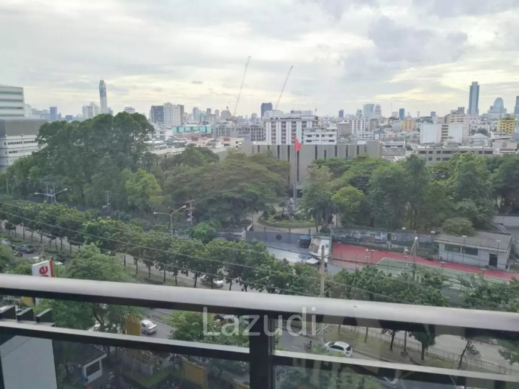 1 Bed 1 Bath 44 SQ.M at IVY AMPIO Condo