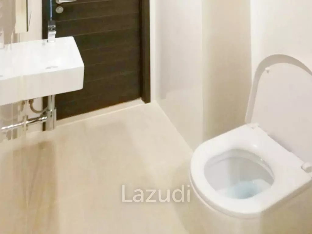 1 Bed 1 Bath 44 SQ.M at IVY AMPIO Condo