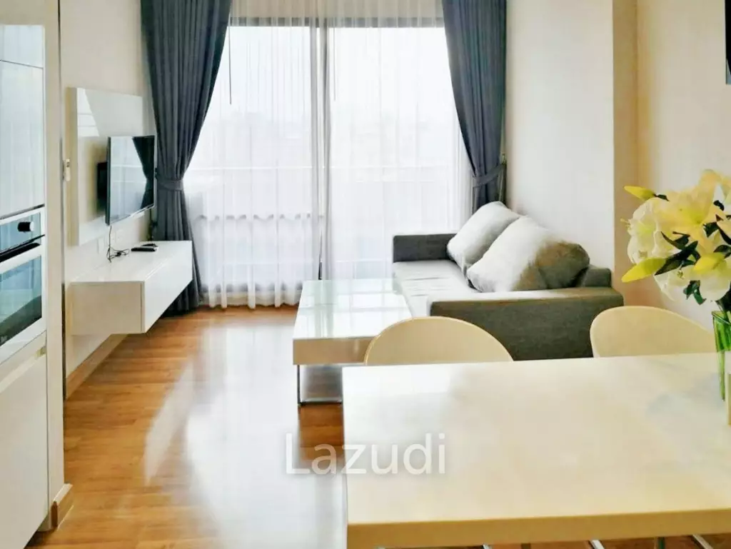 1 Bed 1 Bath 44 SQ.M at IVY AMPIO Condo