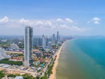 3 bedroom Cetus Condominium For Sale Jomtien