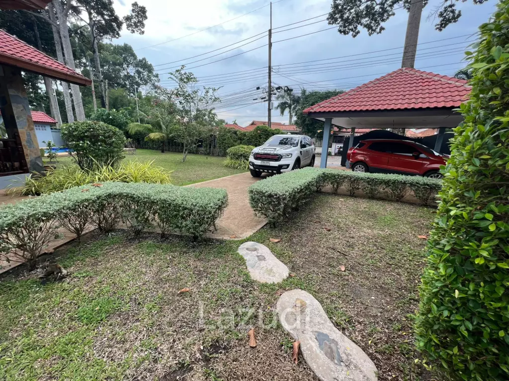 3 Bed 300 SQ.M Single Storey House with Pool
