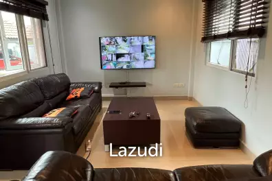 3 Bed 300 SQ.M Single Storey House with Pool
