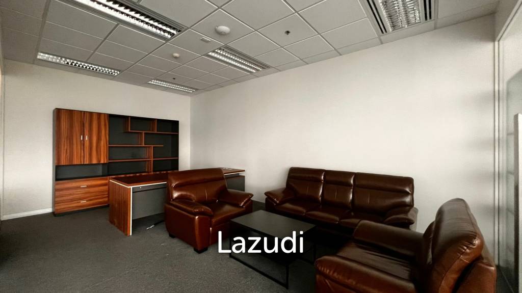 Office For Rent at Bhiraj Tower Emquartier