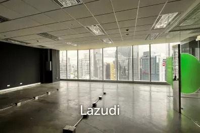 Office For Rent at Bhiraj Tower Emquartier