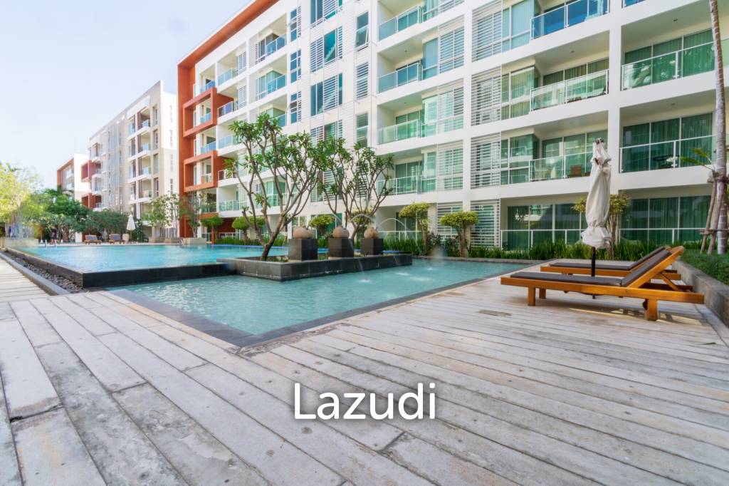 Modern 2 Bedroom Condo Close To The Beach