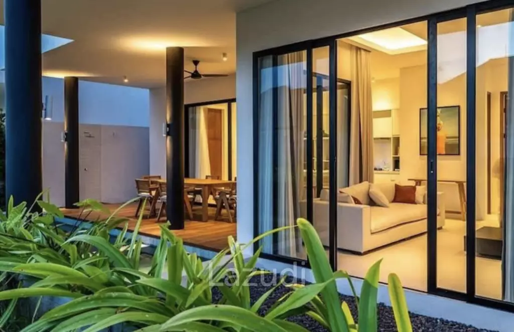 Brand new villa 3 bedroom fully furnished in the heart of Berawa