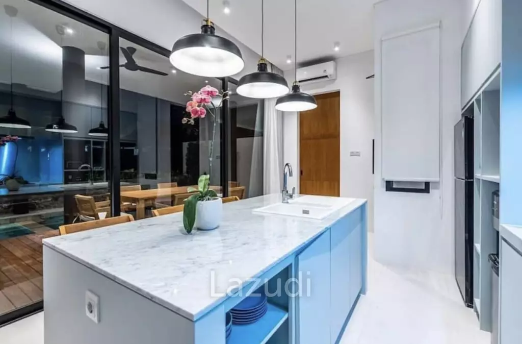 Brand new villa 3 bedroom fully furnished in the heart of Berawa
