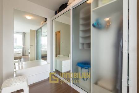 Hua Hin - 2 bed corner unit condo close to Bluport and the beach