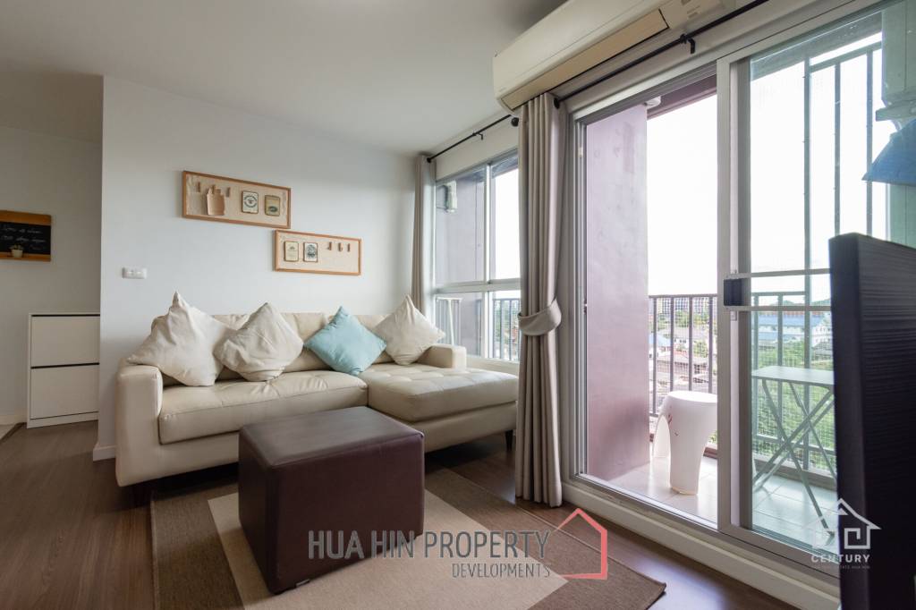 Hua Hin - 2 bed corner unit condo close to Bluport and the beach