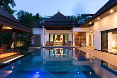 Baan Thai Surin Garden - Balinese Pool Villa near Surin, Phuket