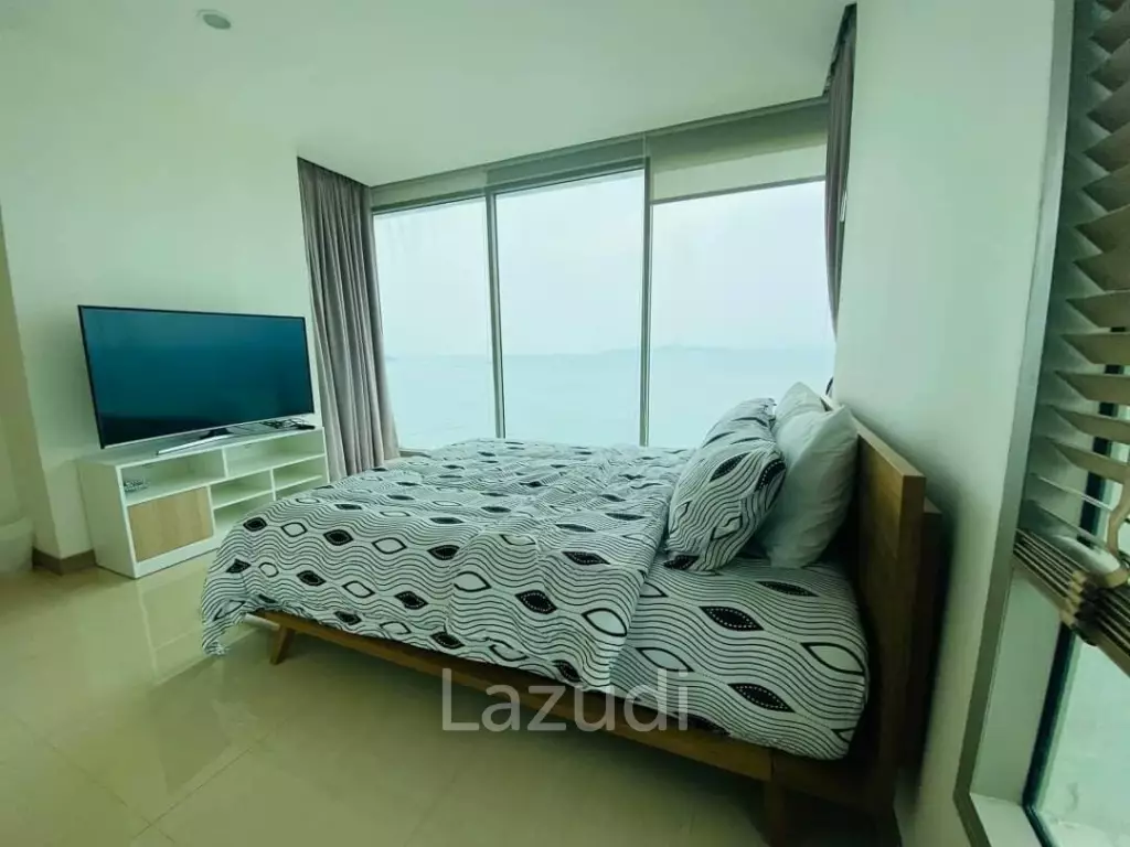 3 Bed 3 Bath 134 SQ.M The Riviera Wongamat Beach