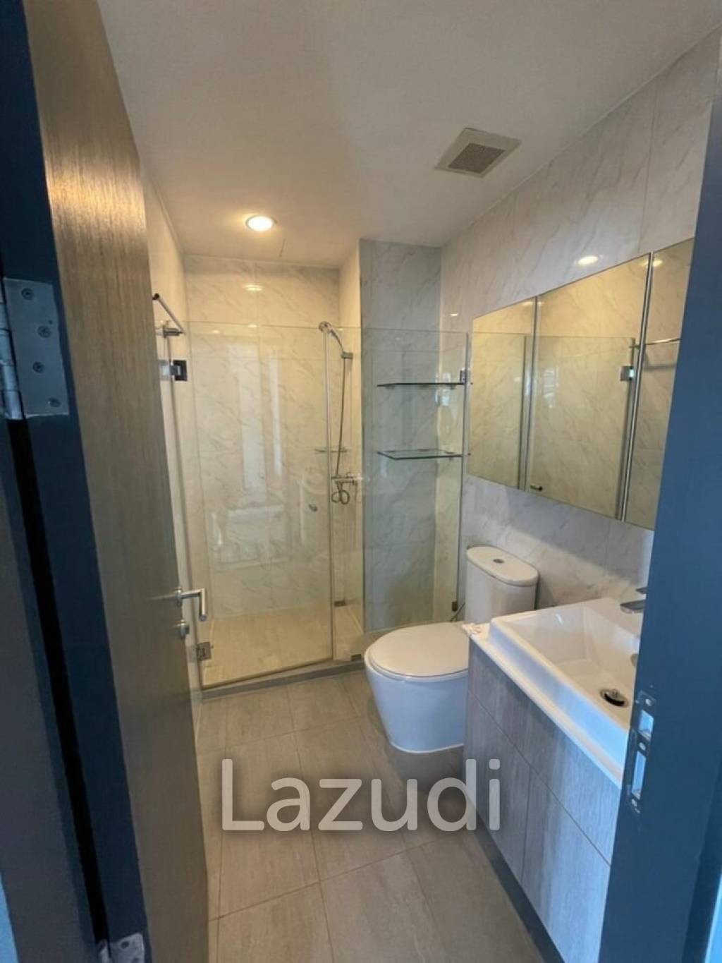 2 Bed 2 Bath 60 Sqm Condo For Sale in Bangkok