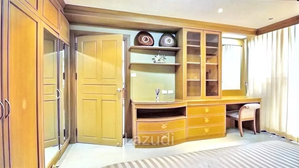 2 Bed 2 Bath 85 SQ.M Ratchada City Condo