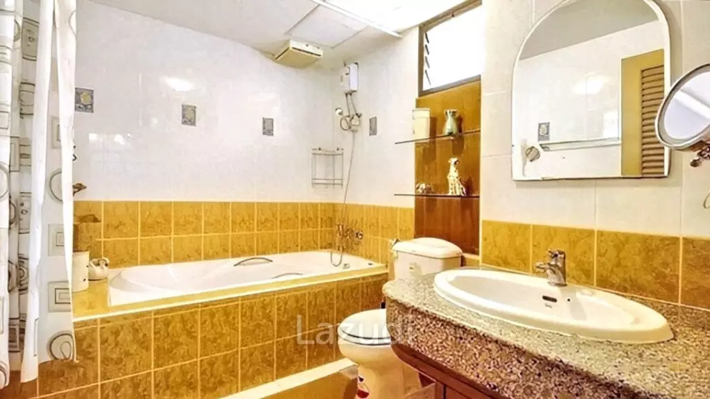 2 Bed 2 Bath 85 SQ.M Ratchada City Condo