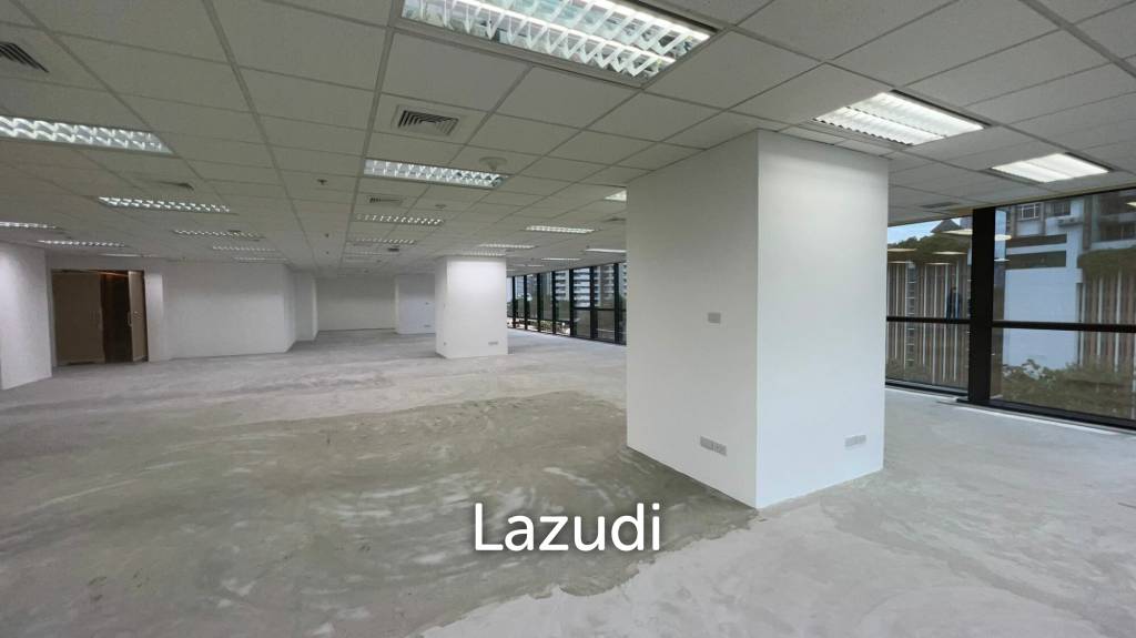 Office For Rent at Thanapoom Tower