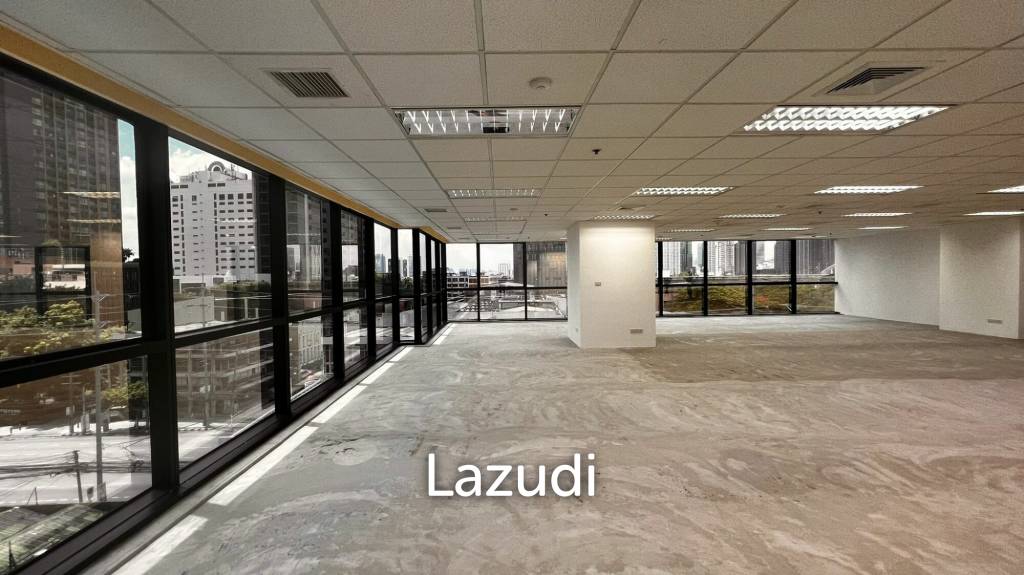 Office For Rent at Thanapoom Tower