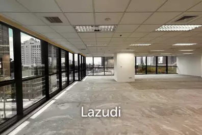 Office For Rent at Thanapoom Tower
