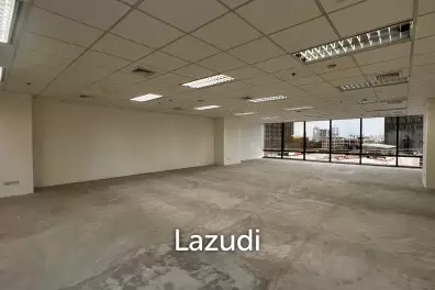 Office For Rent at Thanapoom Tower