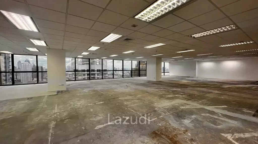 Office For Rent at Thanapoom Tower