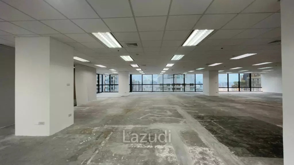 Office For Rent at Thanapoom Tower