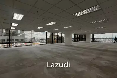 Office For Rent at Thanapoom Tower