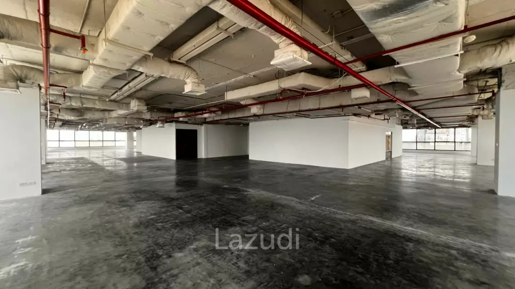 Office For Rent at Thanapoom Tower