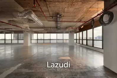 Office For Rent at Thanapoom Tower