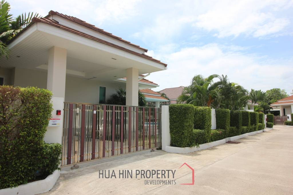 Luxury 3 Bed Pool Villa – Amazing Condition