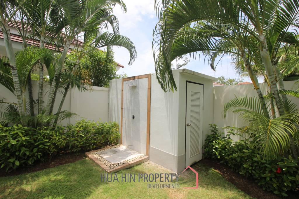 Luxury 3 Bed Pool Villa – Amazing Condition