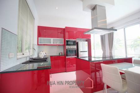 Luxury 3 Bed Pool Villa – Amazing Condition