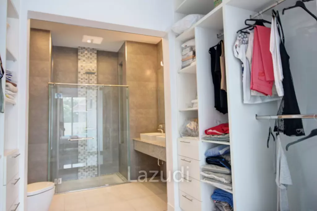 Luxury 3 Bed Pool Villa – Amazing Condition