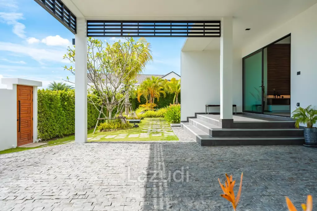3 bed 3 Bath 284 SQ.M Sivana Hills Hua Hin