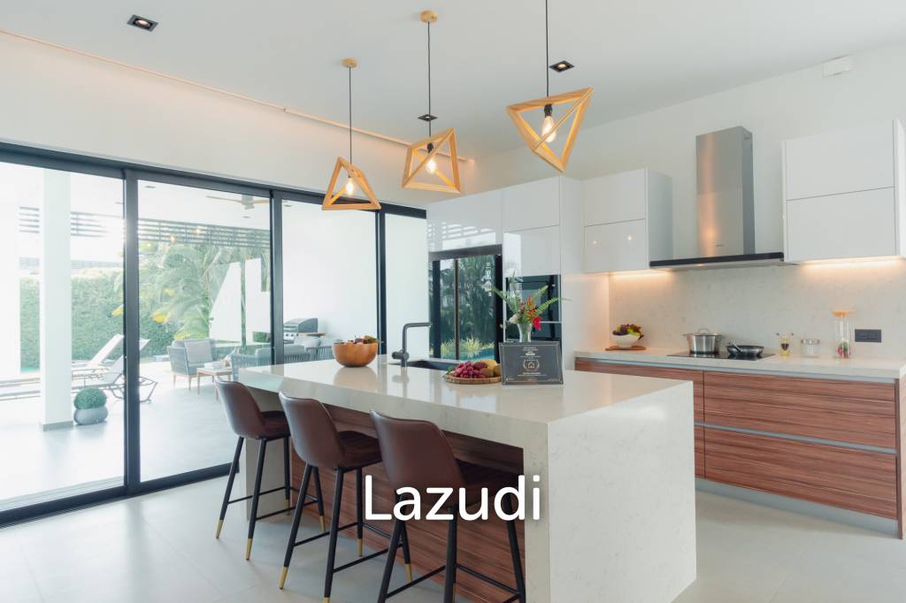 3 bed 3 Bath 284 SQ.M Sivana Hills Hua Hin
