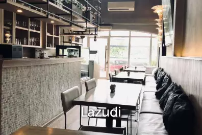 Retail 4 Bed 4 Bath 84 SQ.M For Sale