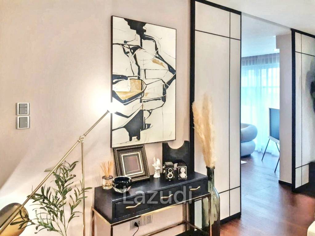 1 bed 1 Bath 82.29 SQ.M. The Private Residence Rajdamri