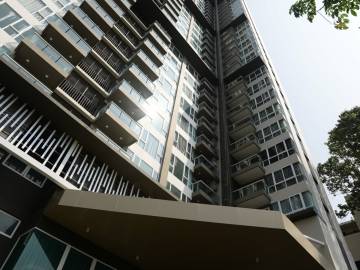 2 Bedroom Condo For Sale Del Mare Condominium Bang Saray