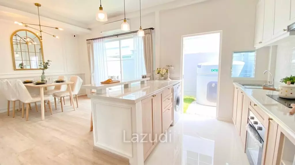 3 Bed 3 Bath 122 SQ.M Indy Bangna-Ramkhamhaeng 2