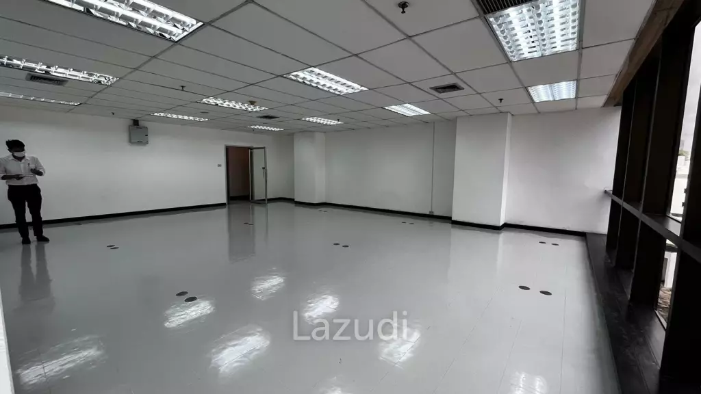 Office For Rent at Sino-Thai Tower