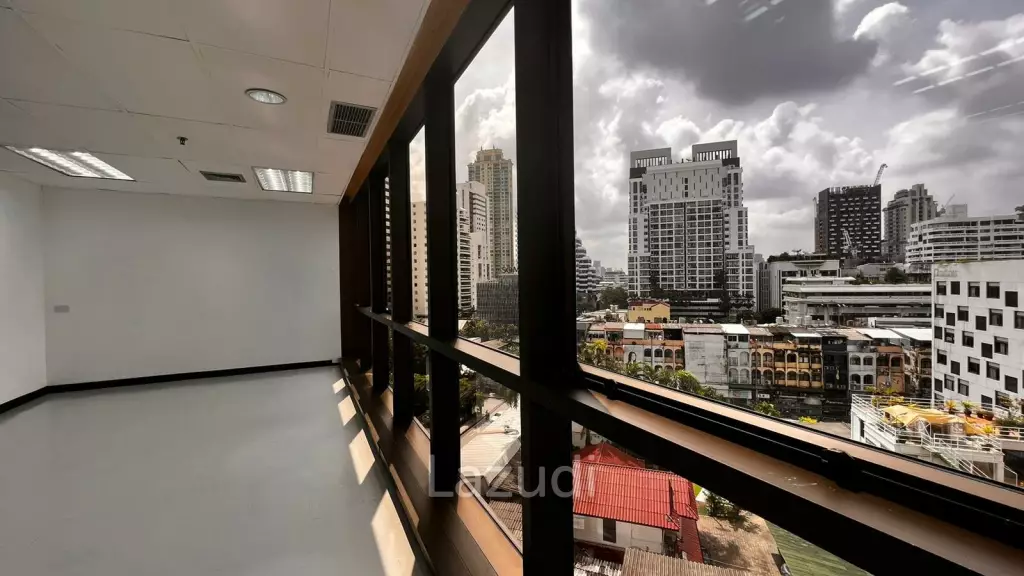 Office For Rent at Sino-Thai Tower