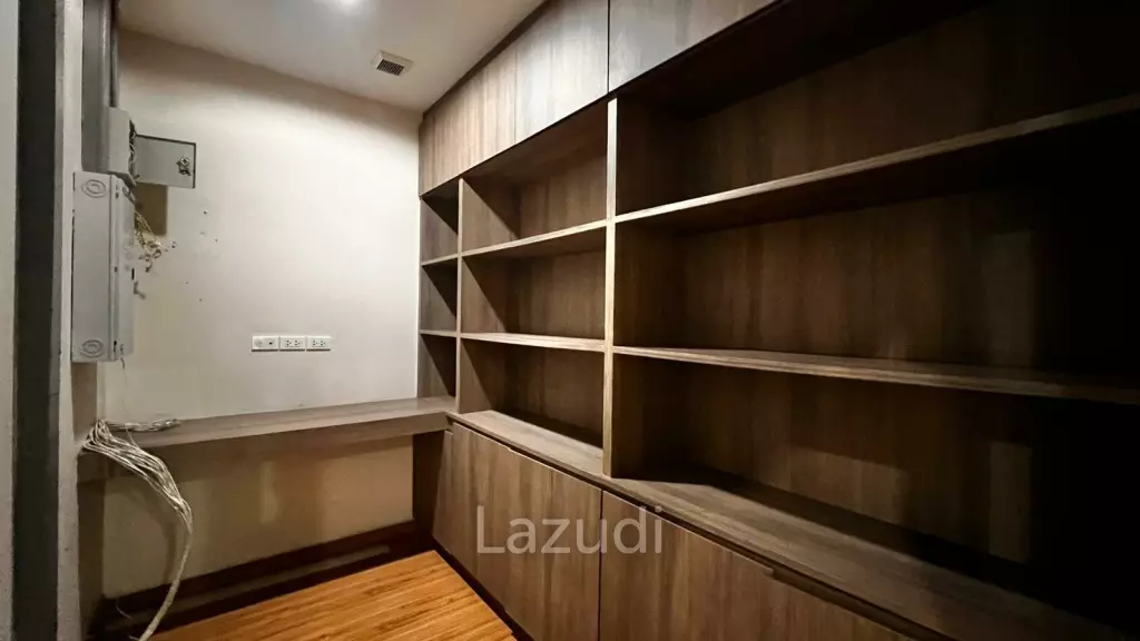 Office For Rent at Interchange Tower