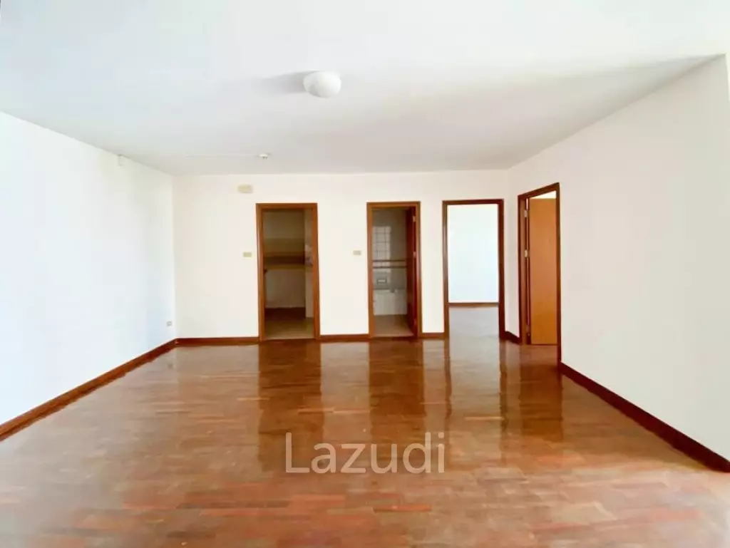 68.9 sqm 2 Bedroom Condo S.V. City Rama 3 Bang Phongphang Yannawa Bangkok