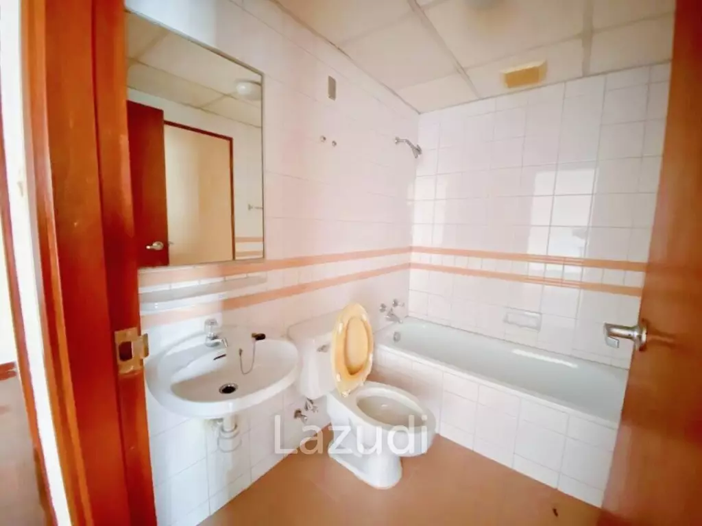 68.9 sqm 2 Bedroom Condo S.V. City Rama 3 Bang Phongphang Yannawa Bangkok